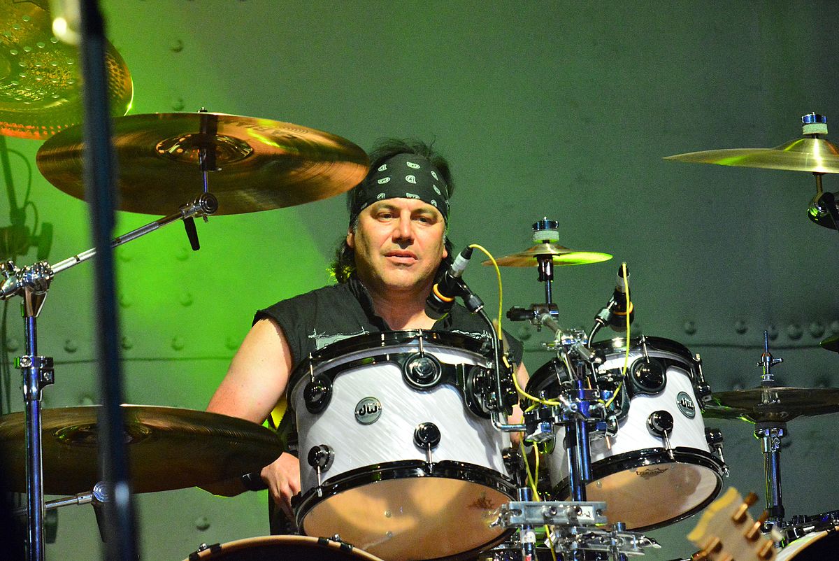 ¡Let There Be Drummers!